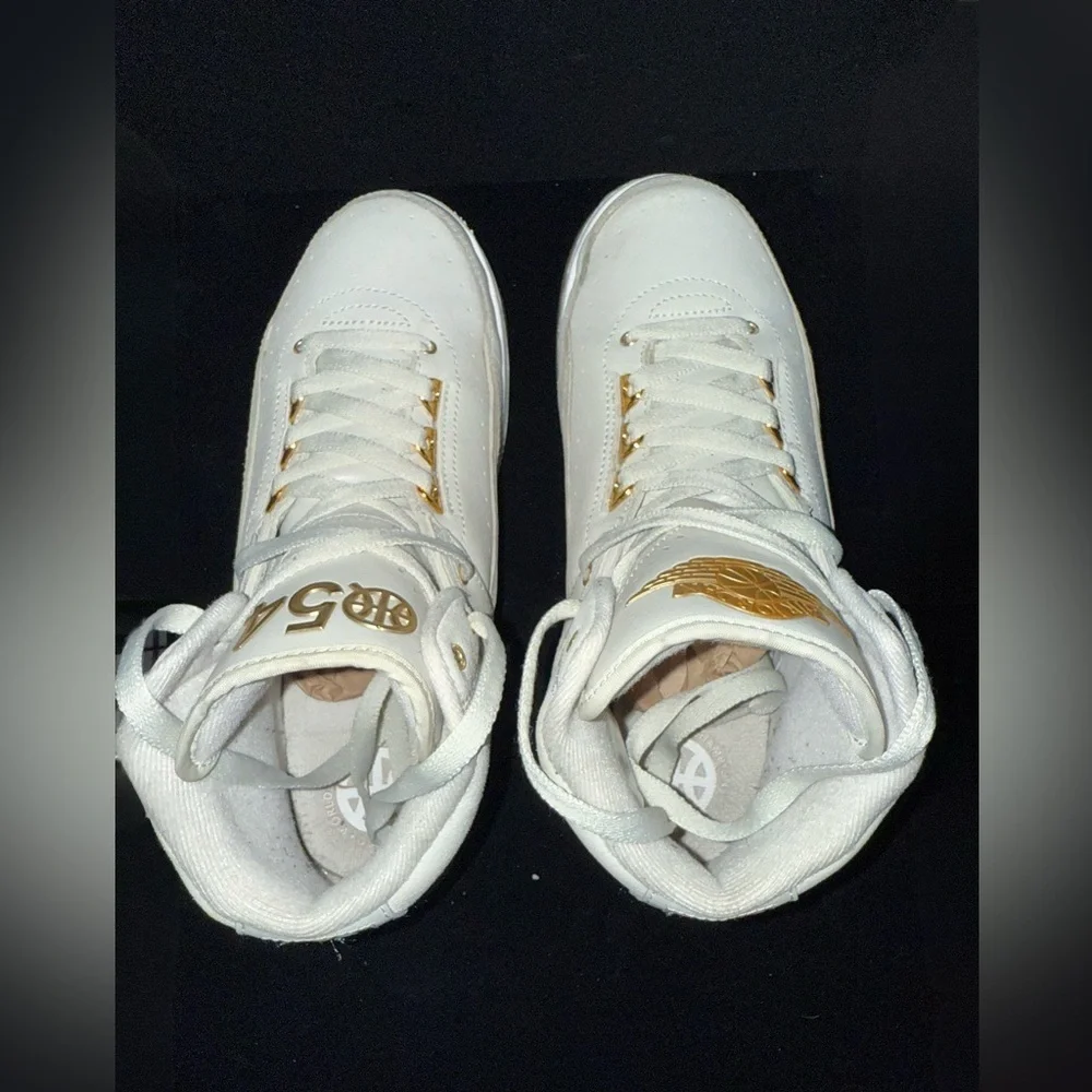 Nike Air Jordan 2 Retro Qui 54 Sneakers